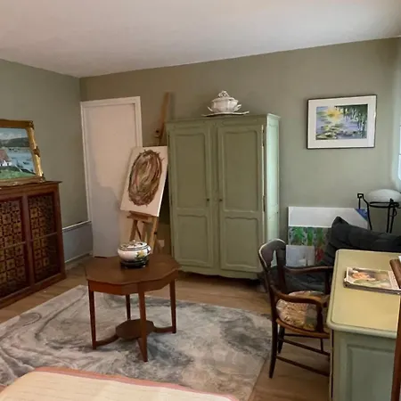 فندق مبيت وإفطار Les Marronniers